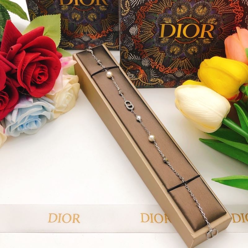 chr1st1an D10r bracelets